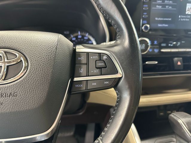 2021 Toyota Highlander XLE | Irving, Texas | Hopper Motorplex