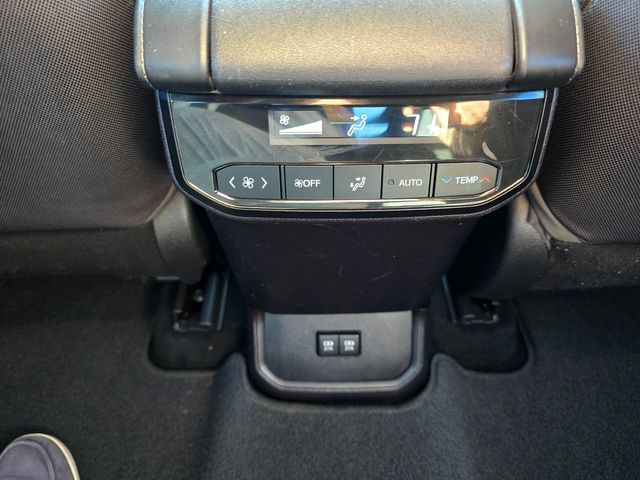 2021 Toyota Highlander LE 2021 Toyota Highlander LE