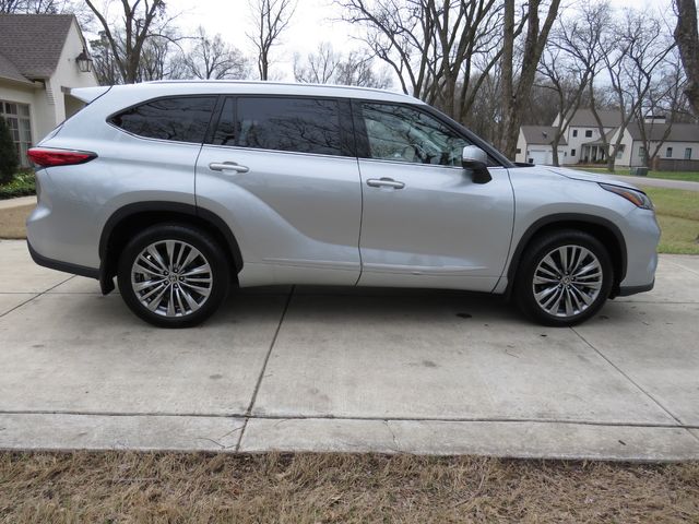 2021 Toyota Highlander Platinum AWD   MSRP New $50,742