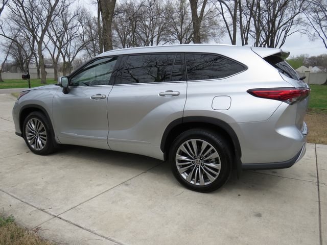 2021 Toyota Highlander Platinum AWD   MSRP New $50,742