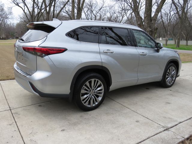 2021 Toyota Highlander Platinum AWD   MSRP New $50,742