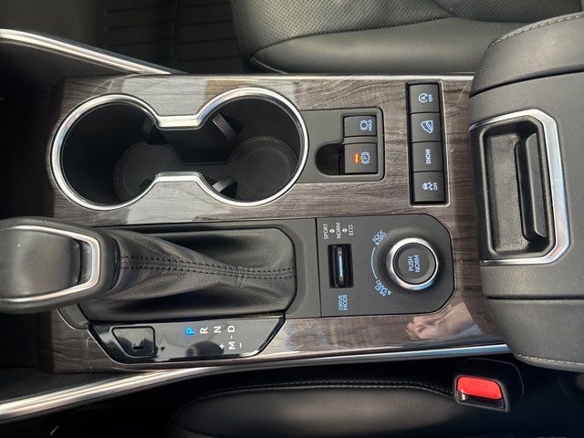 2021 Toyota Highlander Limited | Rome, GA | Knight's Car Store