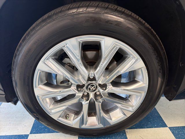 2021 Toyota Highlander Limited | Rome, GA | Knight's Car Store 2021 Toyota Highlander Limited | Rome, GA | Knight's Car Store