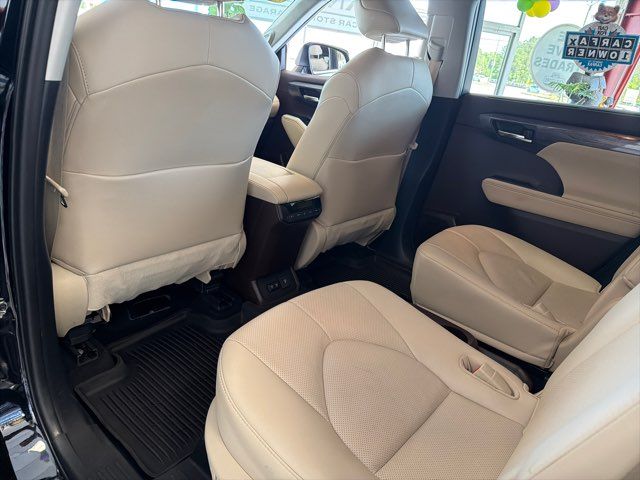 2021 Toyota Highlander Limited | Rome, GA | Knight's Car Store 2021 Toyota Highlander Limited | Rome, GA | Knight's Car Store