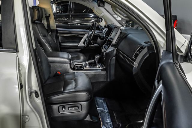 2021 Toyota Land Cruiser Rare ICONIC 200 Series Southern Owned PPF 3rd Row | Dallas, TX | East Dallas Diesel 2021 Toyota Land Cruiser Rare ICONIC 200 Series Southern Owned PPF 3rd Row | Dallas, TX | East Dallas Diesel