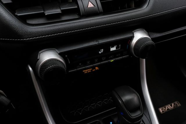 2021 Toyota RAV4 LE | Addison, TX | Addison Autoplex