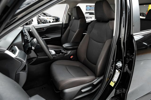 2021 Toyota RAV4 LE | Addison, TX | Addison Autoplex