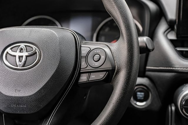 2021 Toyota RAV4 XLE | Addison, TX | Addison Autoplex