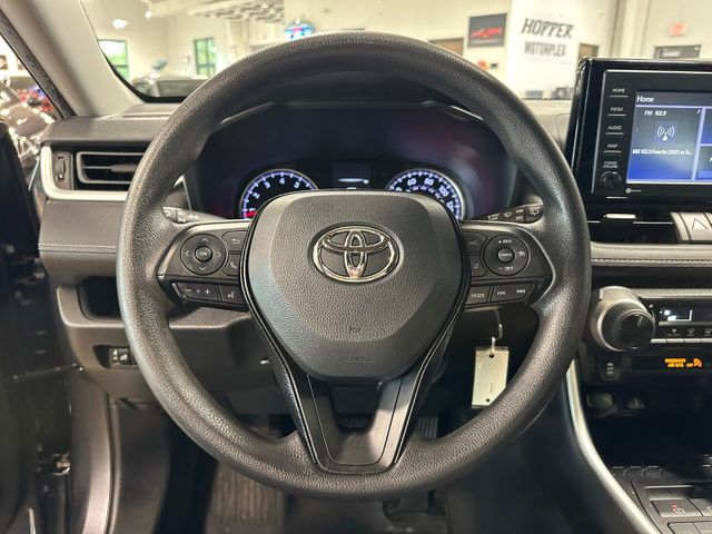 2021 Toyota RAV4 LE | Irving, Texas | Hopper Motorplex 2021 Toyota RAV4 LE | Irving, Texas | Hopper Motorplex