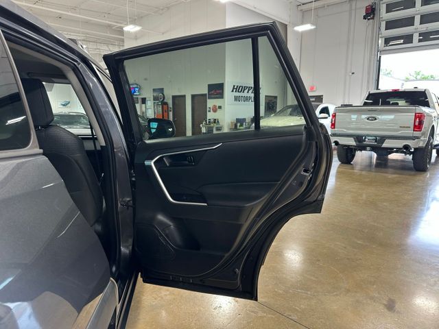 2021 Toyota RAV4 LE | Irving, Texas | Hopper Motorplex