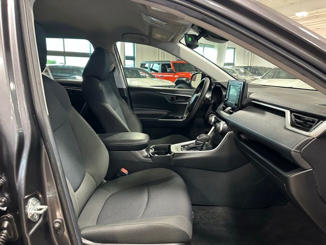 2021 Toyota RAV4 LE | Irving, Texas | Hopper Motorplex