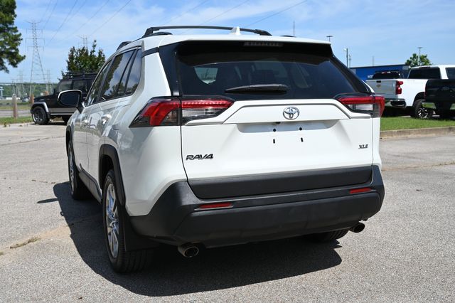 2021 Toyota RAV4 XLE Premium