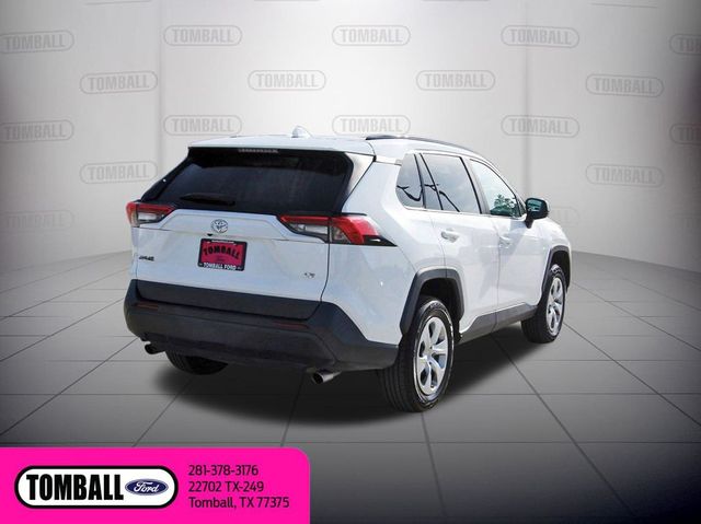 2021 Toyota RAV4 LE