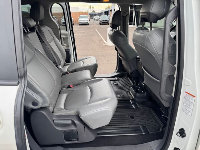 2021 Toyota Sienna XLE 8-Passenger