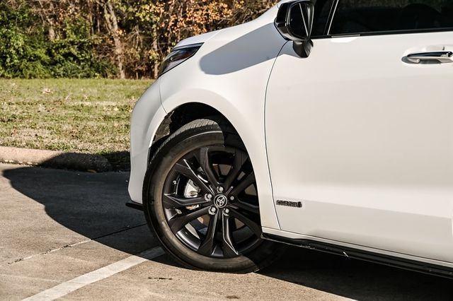 2021 Toyota Sienna XSE 7-Passenger Radar Cruise Nav Power Liftgate XM