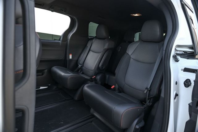 2021 Toyota Sienna XSE 7-Passenger Radar Cruise Nav Power Liftgate XM