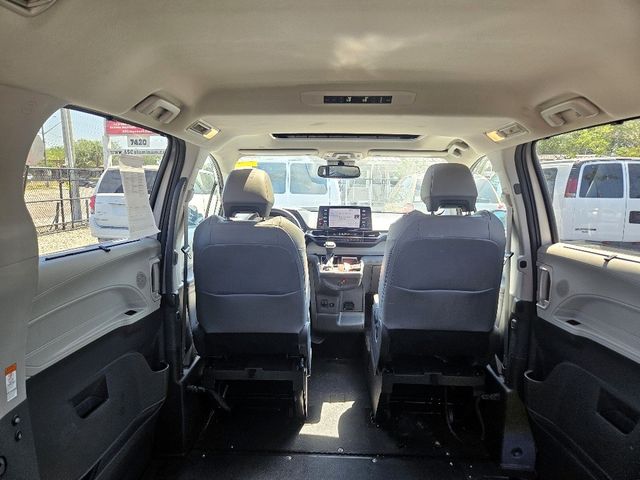2021 Toyota Sienna XLE Wheelchair Van Handicap Ramp Van  