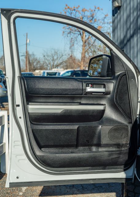 2021 Toyota Tundra SR5 CREWMAX 4X4 W/ UPGRADES / 1-OWNER | Austin, TX | Rocky Mountain Truck Stop Austin 2021 Toyota Tundra SR5 CREWMAX 4X4 W/ UPGRADES / 1-OWNER | Austin, TX | Rocky Mountain Truck Stop Austin