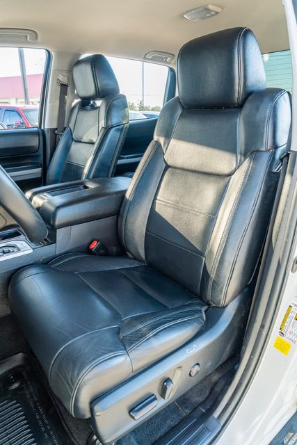 2021 Toyota Tundra SR5 CREWMAX 4X4 W/ UPGRADES / 1-OWNER | Austin, TX | Rocky Mountain Truck Stop Austin 2021 Toyota Tundra SR5 CREWMAX 4X4 W/ UPGRADES / 1-OWNER | Austin, TX | Rocky Mountain Truck Stop Austin