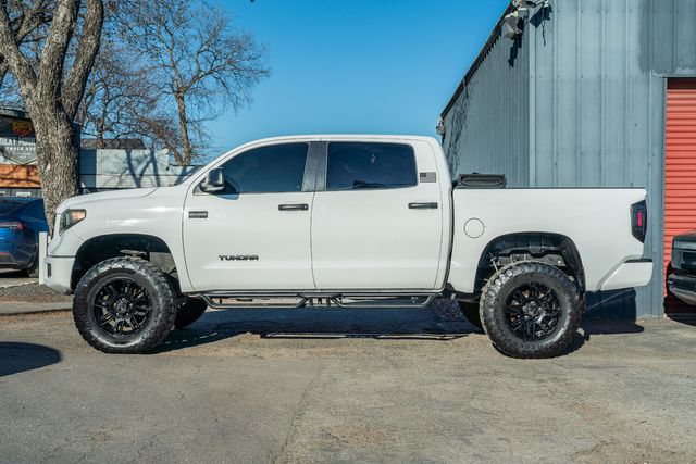 2021 Toyota Tundra SR5 CREWMAX 4X4 W/ UPGRADES / 1-OWNER | Austin, TX | Rocky Mountain Truck Stop Austin 2021 Toyota Tundra SR5 CREWMAX 4X4 W/ UPGRADES / 1-OWNER | Austin, TX | Rocky Mountain Truck Stop Austin