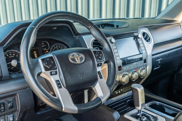 2021 Toyota Tundra SR5 CREWMAX 4X4 W/ UPGRADES / 1-OWNER | Austin, TX | Rocky Mountain Truck Stop Austin 2021 Toyota Tundra SR5 CREWMAX 4X4 W/ UPGRADES / 1-OWNER | Austin, TX | Rocky Mountain Truck Stop Austin