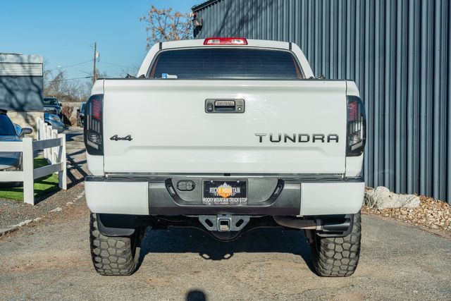 2021 Toyota Tundra SR5 CREWMAX 4X4 W/ UPGRADES / 1-OWNER | Austin, TX | Rocky Mountain Truck Stop Austin 2021 Toyota Tundra SR5 CREWMAX 4X4 W/ UPGRADES / 1-OWNER | Austin, TX | Rocky Mountain Truck Stop Austin