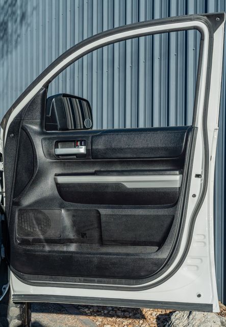 2021 Toyota Tundra SR5 CREWMAX 4X4 W/ UPGRADES / 1-OWNER | Austin, TX | Rocky Mountain Truck Stop Austin 2021 Toyota Tundra SR5 CREWMAX 4X4 W/ UPGRADES / 1-OWNER | Austin, TX | Rocky Mountain Truck Stop Austin