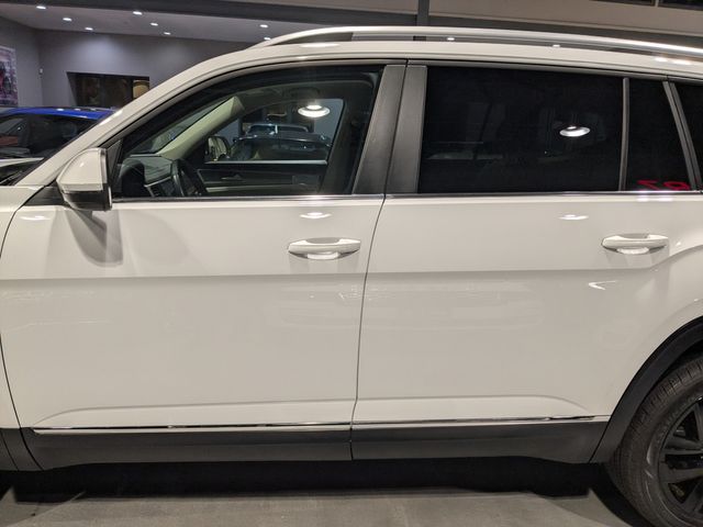 2021 Volkswagen Atlas V6 SEL 4Motion | Lake Forest IL | Executive Motor Carz