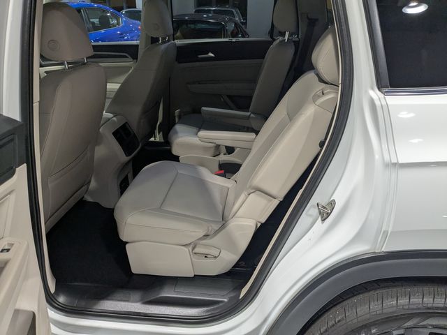 2021 Volkswagen Atlas V6 SEL 4Motion | Lake Forest IL | Executive Motor Carz