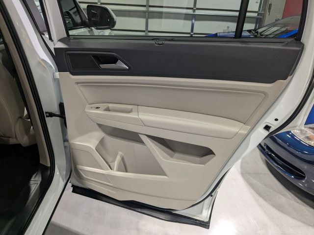 2021 Volkswagen Atlas V6 SEL 4Motion | Lake Forest IL | Executive Motor Carz 2021 Volkswagen Atlas V6 SEL 4Motion | Lake Forest IL | Executive Motor Carz