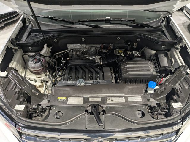 2021 Volkswagen Atlas V6 SEL 4Motion | Lake Forest IL | Executive Motor Carz