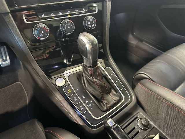 2021 Volkswagen Golf GTI 2.0T SE | Irving, Texas | Hopper Motorplex 2021 Volkswagen Golf GTI 2.0T SE | Irving, Texas | Hopper Motorplex