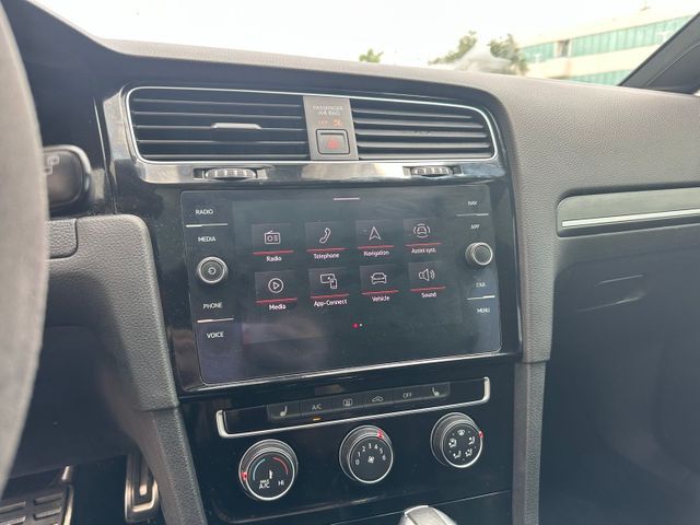 2021 Volkswagen Golf GTI 2.0T SE 