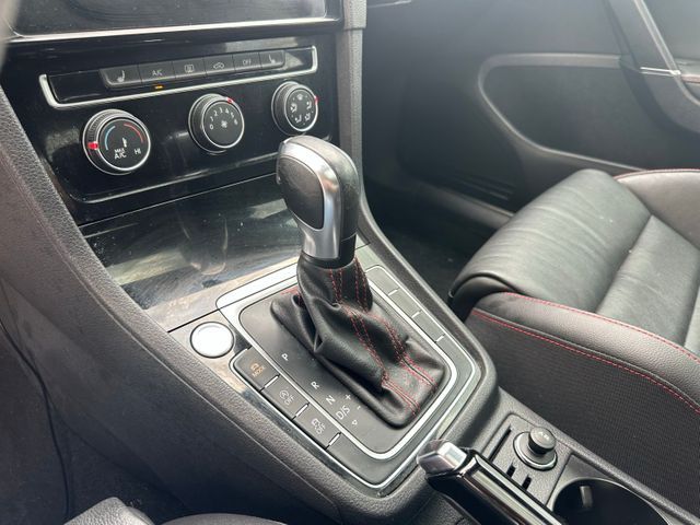 2021 Volkswagen Golf GTI 2.0T SE 