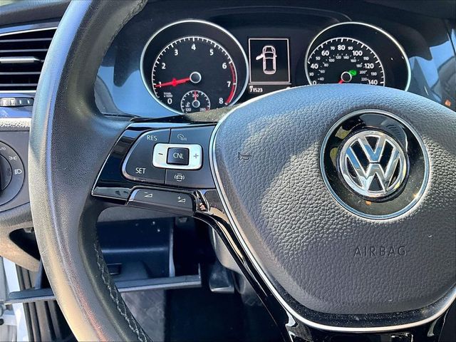 2021 Volkswagen Golf TSI