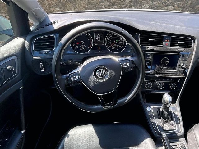 2021 Volkswagen Golf TSI
