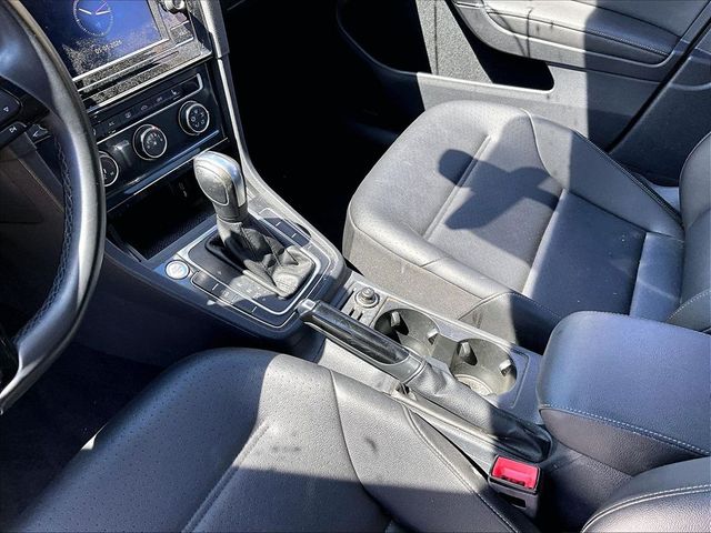 2021 Volkswagen Golf TSI