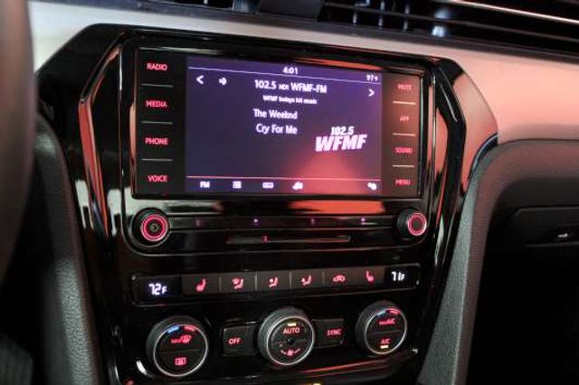 2021 Volkswagen Passat SE - Ledet's Auto Sales Gonzales, Louisiana 70737 2021 Volkswagen Passat SE - Ledet's Auto Sales Gonzales, Louisiana 70737