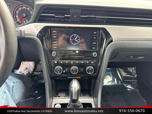 2021 Volkswagen Passat SE