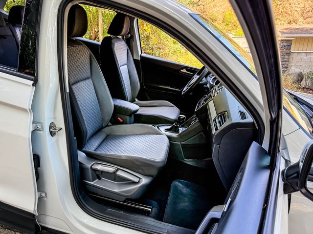 2021 Volkswagen Tiguan S - 3RD ROW | Agoura Hills, CA | SoCal Auto Group 2021 Volkswagen Tiguan S - 3RD ROW | Agoura Hills, CA | SoCal Auto Group