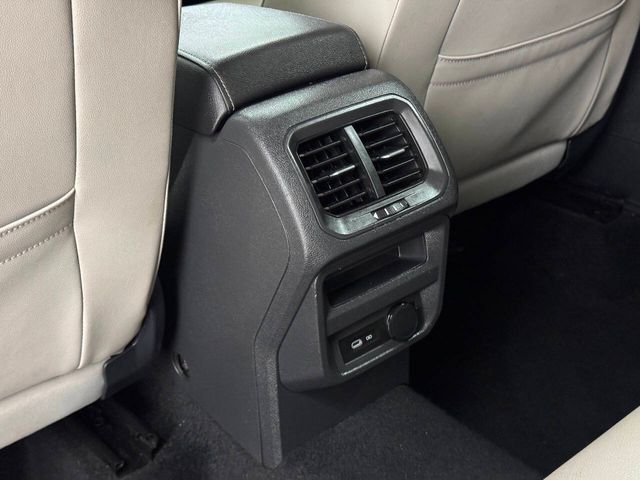 2021 Volkswagen Tiguan SE 4dr SUV | Houston, TX | Houston Auto Credit 2021 Volkswagen Tiguan SE 4dr SUV | Houston, TX | Houston Auto Credit