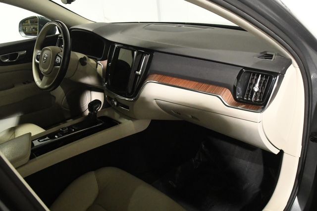 2021 Volvo S60 T5 Momentum | Branford, CT | Sound Auto Wholesalers 2021 Volvo S60 T5 Momentum | Branford, CT | Sound Auto Wholesalers