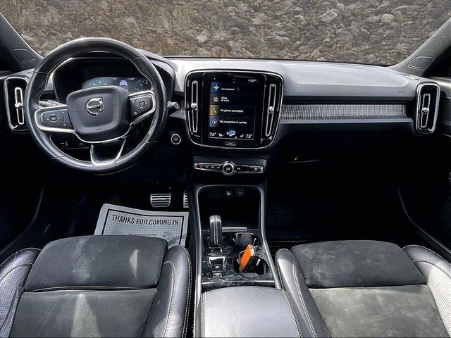 2021 Volvo XC40 T5 R-Design