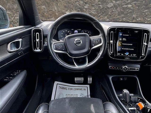 2021 Volvo XC40 T5 R-Design