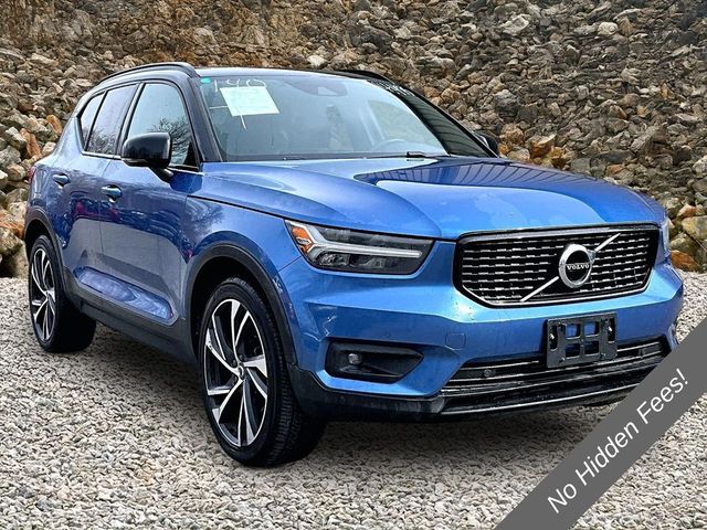 2021 Volvo XC40 T5 R-Design