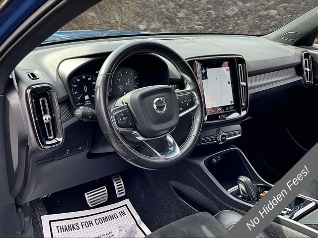 2021 Volvo XC40 T5 R-Design
