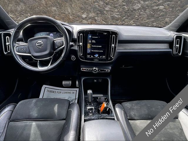 2021 Volvo XC40 T5 R-Design