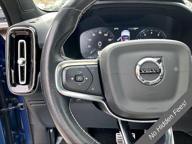 2021 Volvo XC40 T5 R-Design