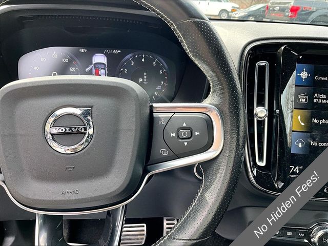 2021 Volvo XC40 T5 R-Design