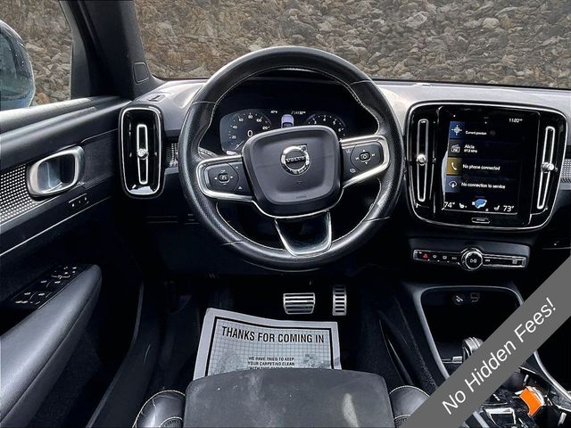 2021 Volvo XC40 T5 R-Design